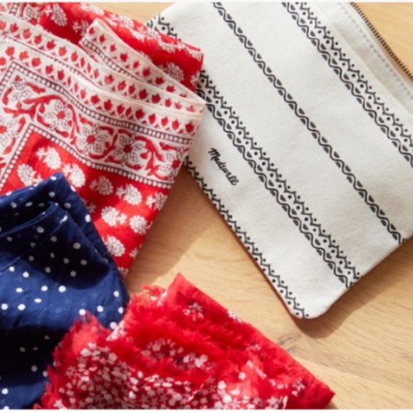 Madewell Accessories - Madewell stars&icons linen pouch and badana